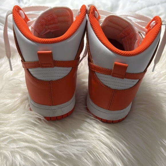 Nike Dunk High
Syracuse

Price is firm - Picture 3 of 3